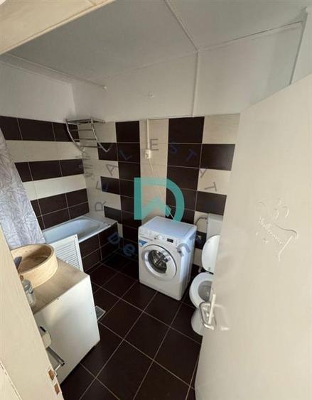Apartament cu 3 camere semidecomandat în Griviței