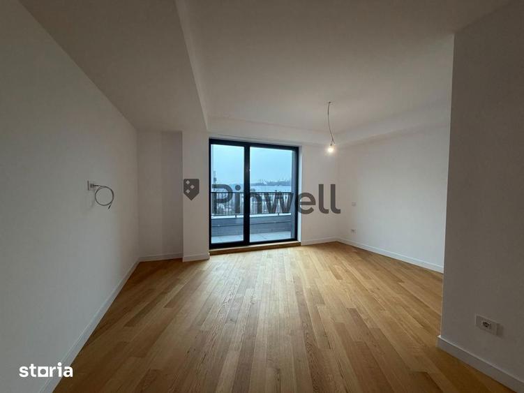 Apartament cu 4 camere, mobilat în Central