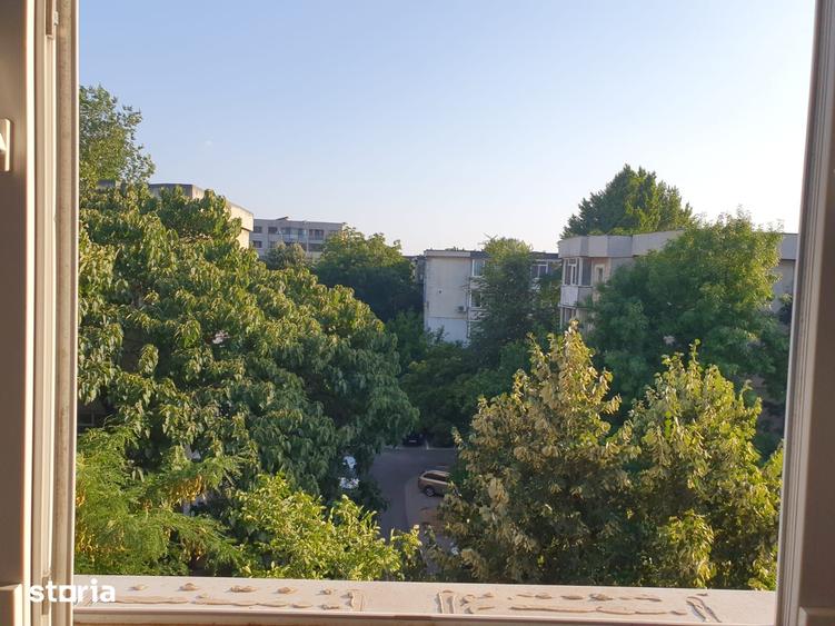 Apartament cu 3 camere decomandat în Militari