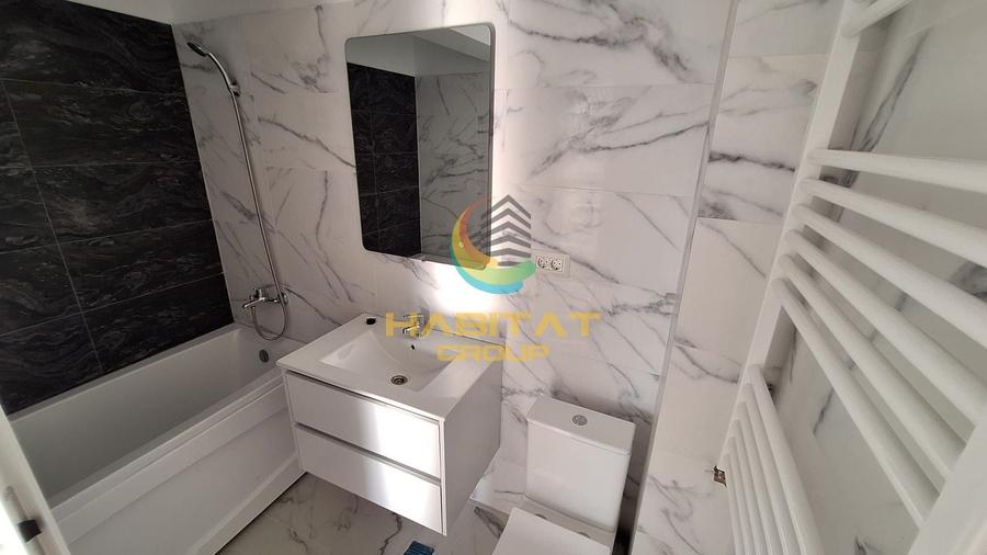 Apartament cu 3 camere semidecomandat în Berceni