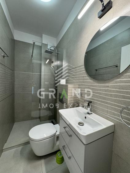 Casă cu 4 camere cu Canalizare în Borhanci