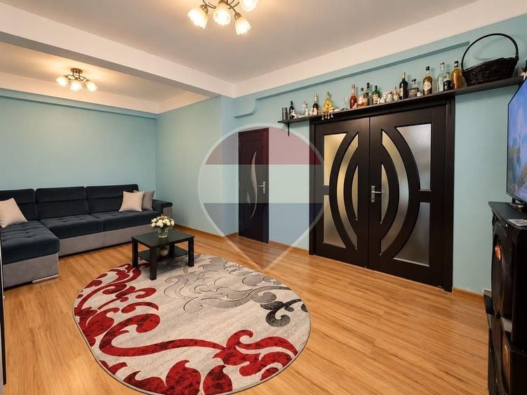 Apartament cu 2 camere decomandat în Calea Călărașilor