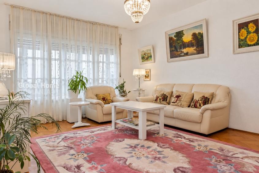 Apartament cu 4 camere decomandat, mobilat în Victoriei