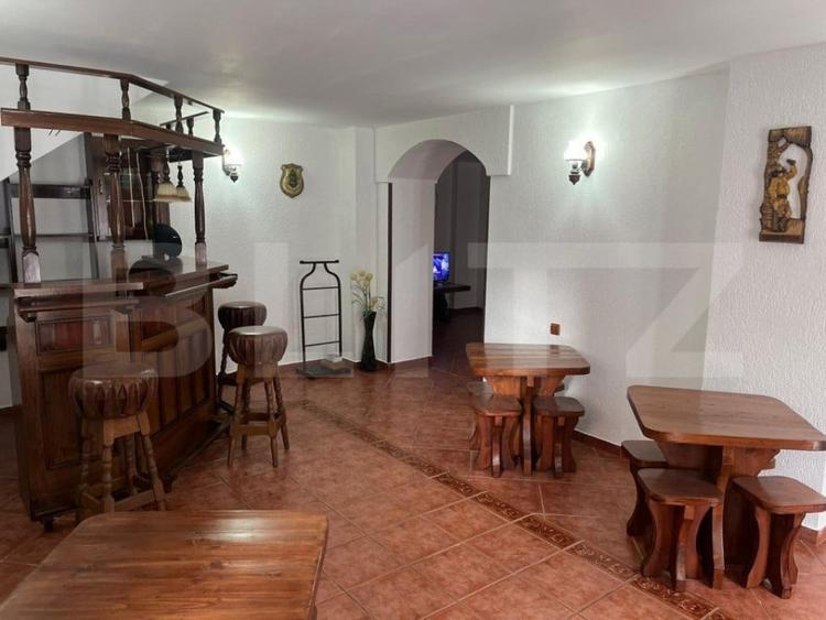 Casă cu 5 camere cu Teren 760 Mp în Central