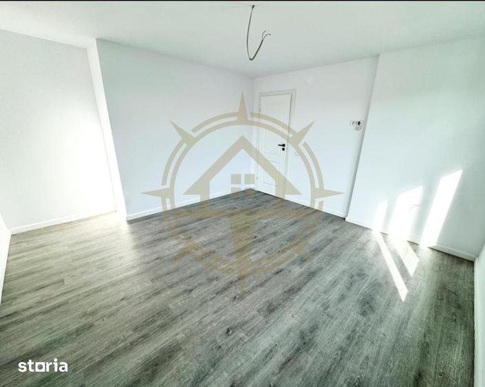 Casă cu 5 camere cu Teren 320 Mp în Central