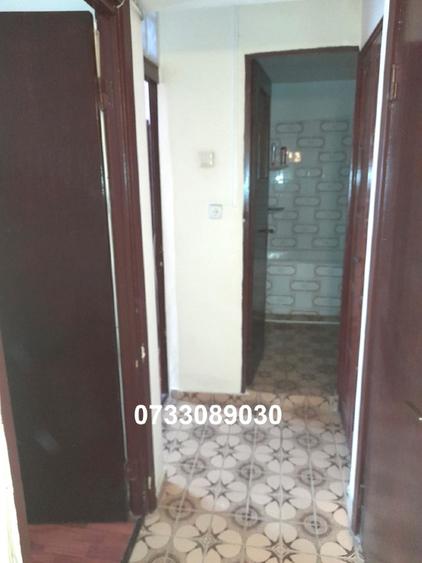 Apartament cu 3 camere decomandat în Drumul Taberei