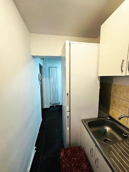 Apartament cu 2 camere nedecomandat în Central