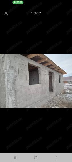 Casă cu Teren 800 Mp în Slobozia (Roznov)