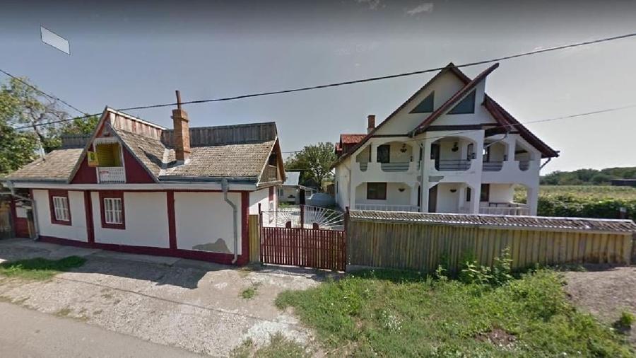 Casă individuală cu 5 camere cu Teren 1600 Mp în Timișești