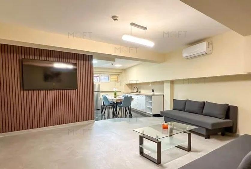 Casă individuală cu 28 camere cu Canalizare în Ultracentral