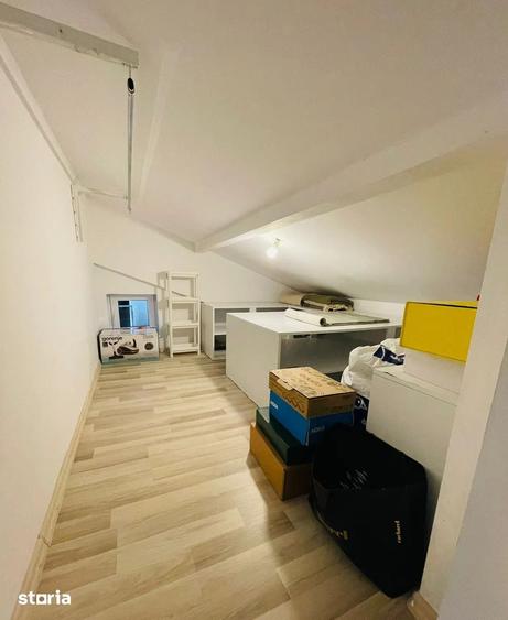 Apartament cu 4 camere decomandat în Chitila