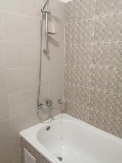 Garsonieră decomandată în Florești