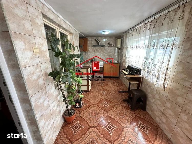 Casa de vanzare,str.Deltei,zona Complex ! - 1