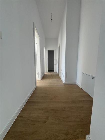 Duplex cu 4 camere cu Canalizare în Moșnița Nouă