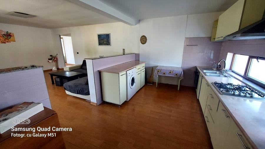 Casă cu 4 camere cu Teren 250 Mp în Faraoani