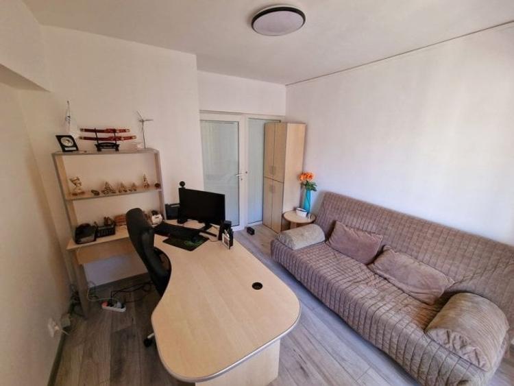 Birou, de 100 mp, în Ultracentral