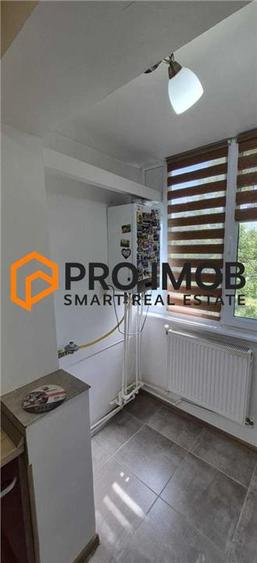 Apartament cu 2 camere semidecomandat, mobilat în Micro 14