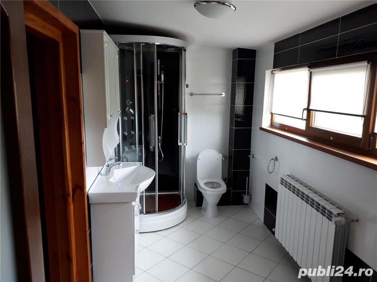 Casă cu 10 camere cu Teren 500 Mp în Eforie