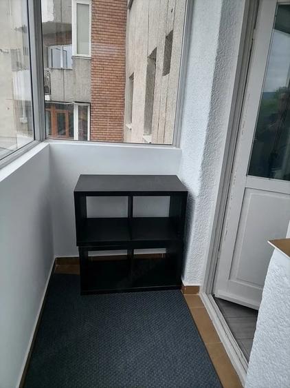 Apartament cu 2 camere decomandat în Traian
