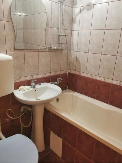 Garsonieră decomandată în Central
