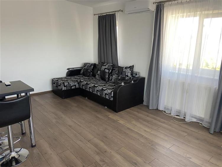 Garsonieră decomandată, mobilată în Gară