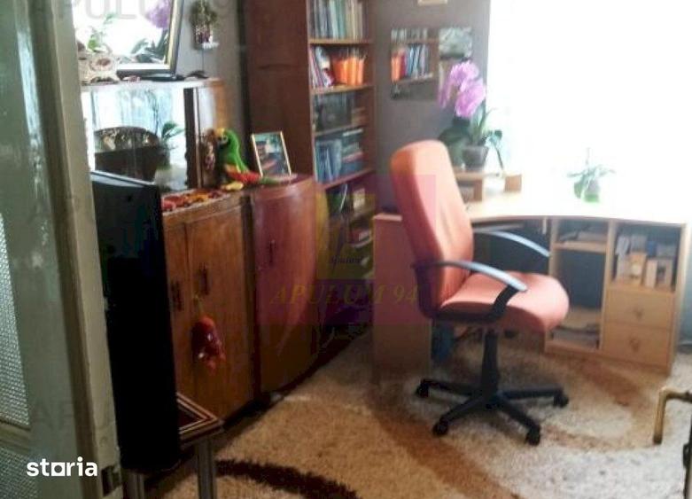 Apartament cu 9 camere în Cotroceni