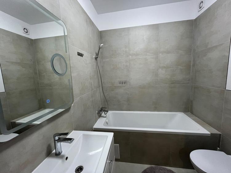 Apartament cu 2 camere decomandat, mobilat în Berceni
