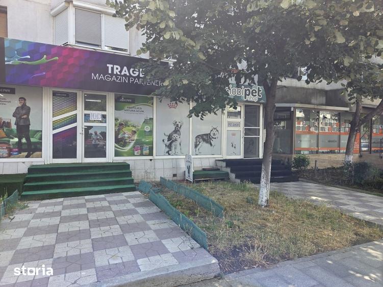 Spațiu comercial, de 58 mp, în Micro 14