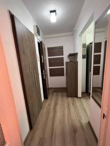 Apartament cu 2 camere semidecomandat în Electroprecizia