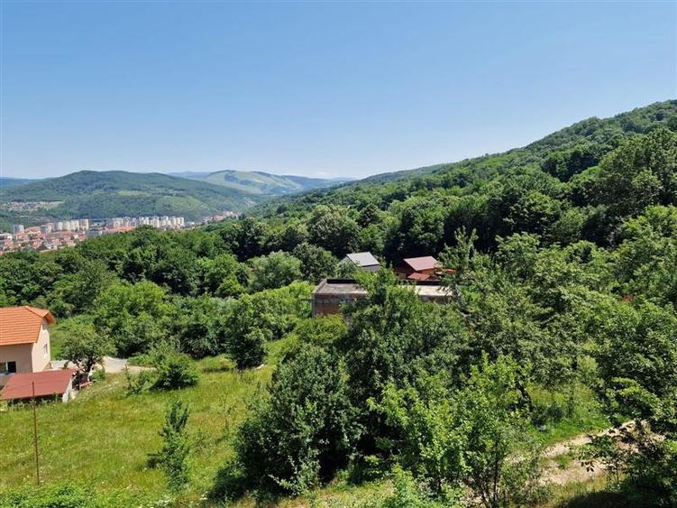 Teren Construcții intravilan de 450 mp, în Central