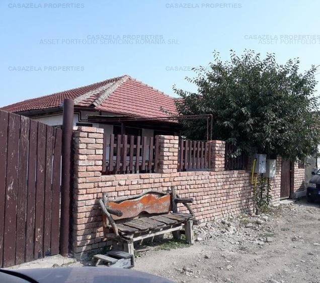 Casă cu 2 camere cu Teren 363 Mp în Central
