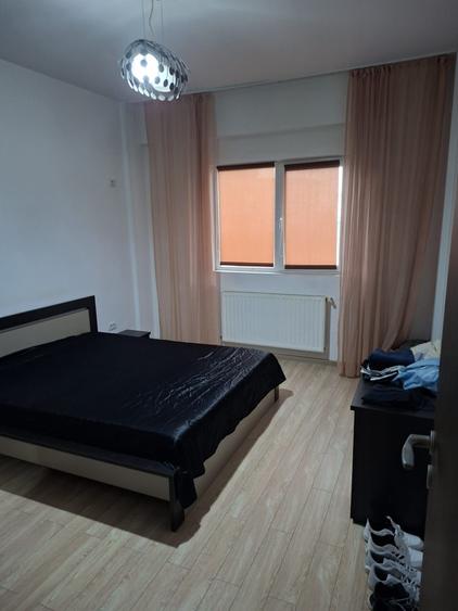 Apartament cu 2 camere semidecomandat în Runcu