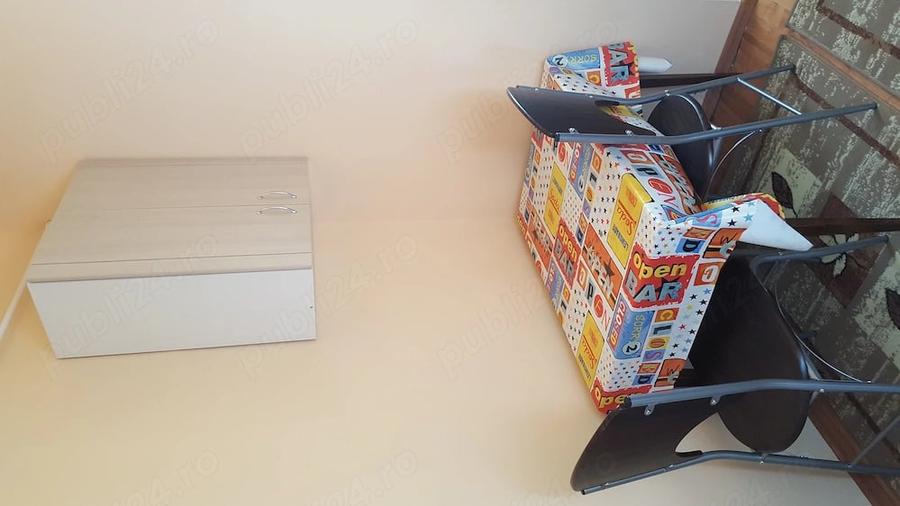 Apartament cu 2 camere semidecomandat în Griviței