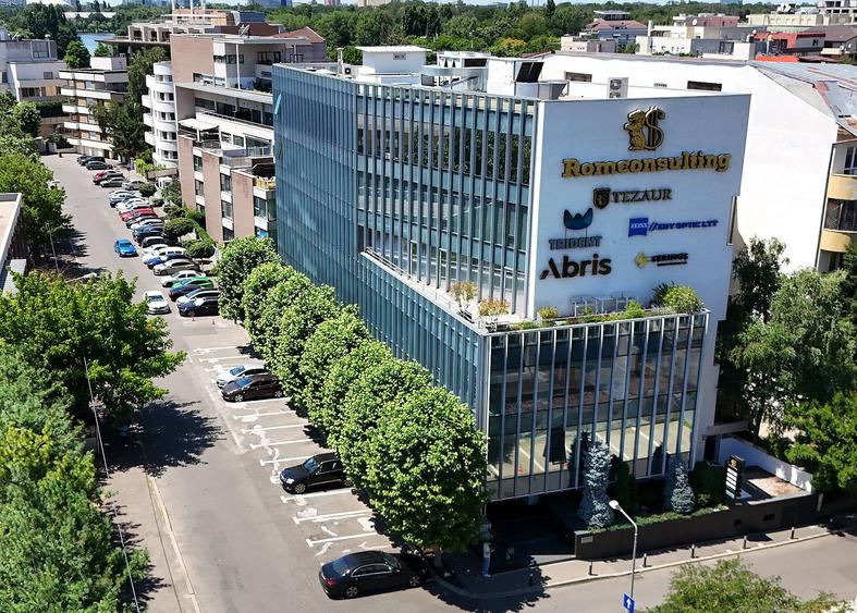 Birou, de 1,845 mp, în Herăstrău