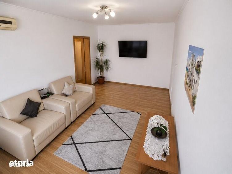Apartament cu 3 camere semidecomandat în Iancului