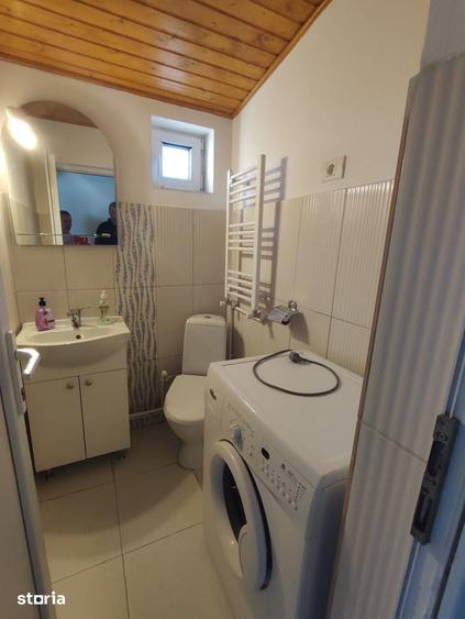 Casă cu 3 camere decomandat cu Teren 180 Mp în Viile Noi