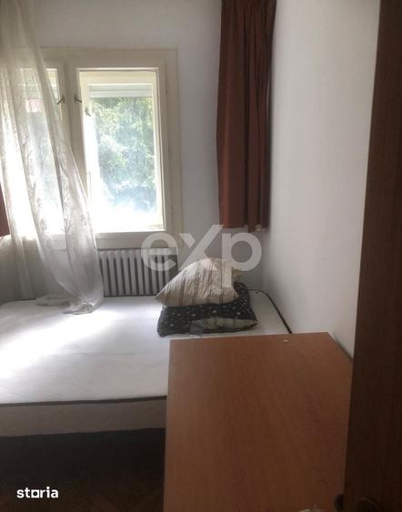Apartament cu 3 camere decomandat în Zorilor