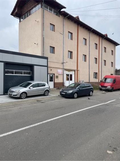 Spațiu comercial, de 16 mp, în Traian