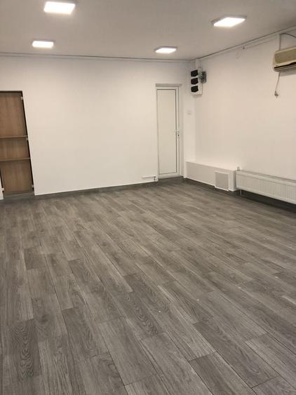 Spațiu comercial, de 55 mp, în Central