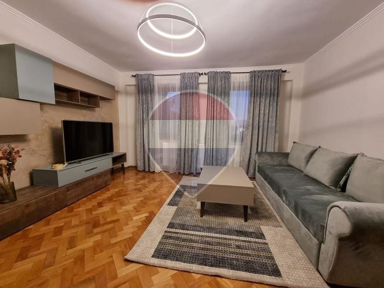 Apartament cu 2 camere decomandat, mobilat în Banu Mărăcine