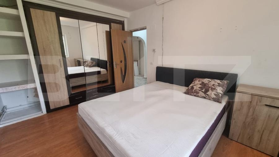 Apartament cu 3 camere decomandat, mobilat în Lipovei
