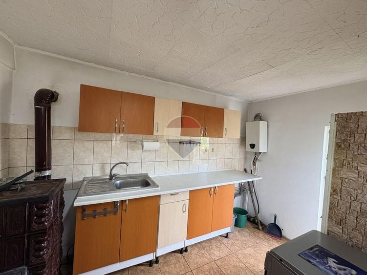 Casă individuală cu 2 camere cu Teren 484 Mp în Ciocănești
