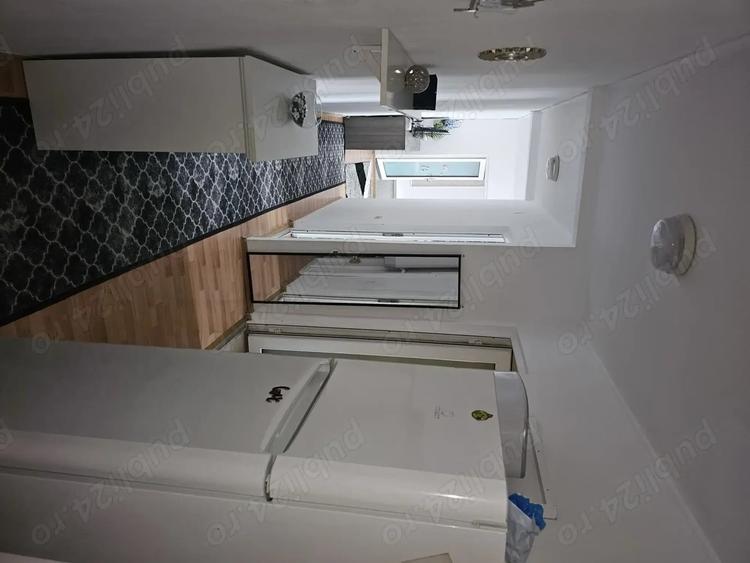 Vand apartament 3 camere - 1