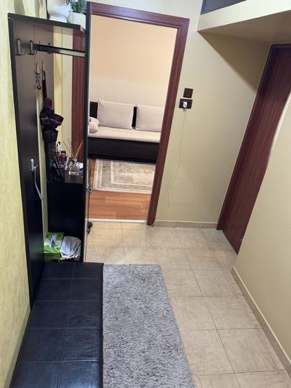 Apartament cu 2 camere semidecomandat în Micro 15