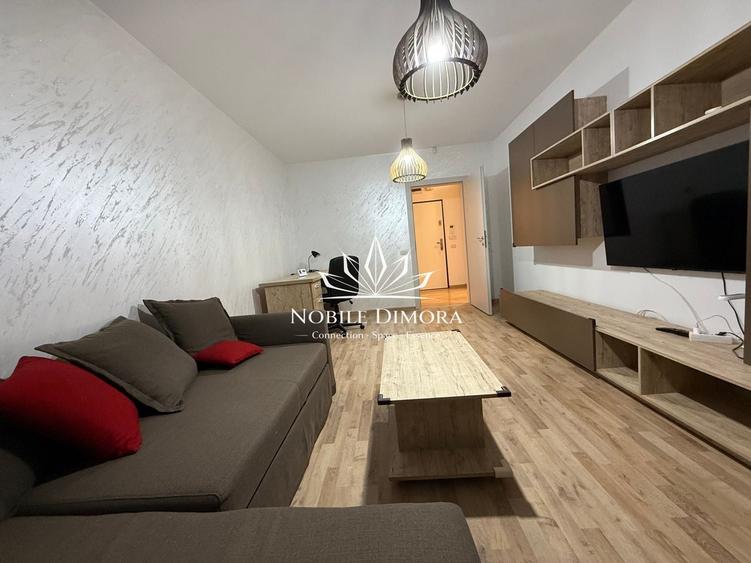 Apartament cu 2 camere decomandat, mobilat în Central