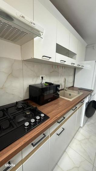 Apartament cu 2 camere semidecomandat, mobilat în Tomis Nord