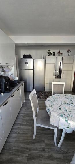 Apartament cu 2 camere în Rovinari