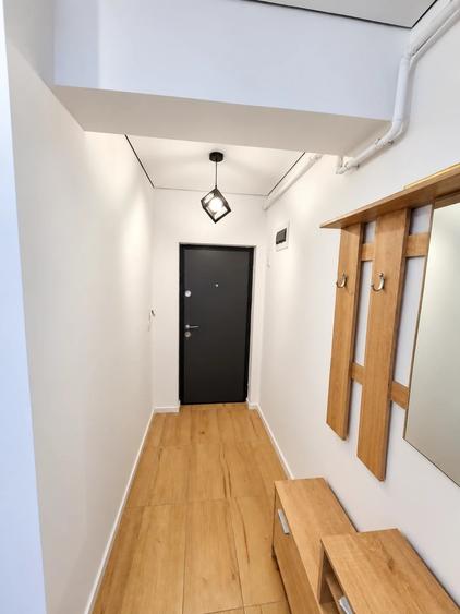 Apartament cu 2 camere decomandat în Vișani