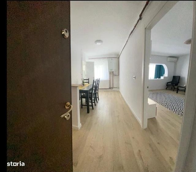 Apartament cu 2 camere decomandat în Aviației
