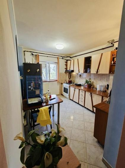 Apartament cu 3 camere decomandat în 1 Decembrie 1918
